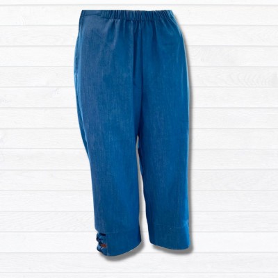 Capri adapté en jeans extensible bleu pâle 