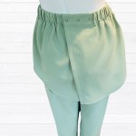 Pantalon adapté sans siège vert pâle pour femme avec panneaux de dignité